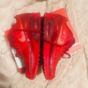 Gorgeous Red Nike 😊 Air Max 90 LTR (GS) I need a half size smaller.